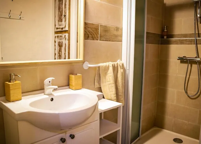 Gasthof Mas Guapa Dans Le Tarn Albigeois 81 Lescure-dʼAlbigeois